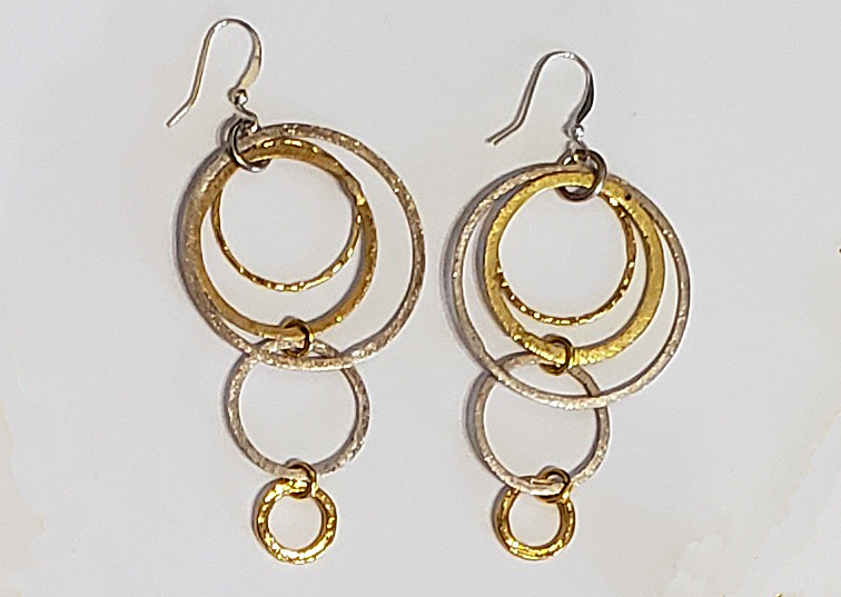 Alekna earrings (w)